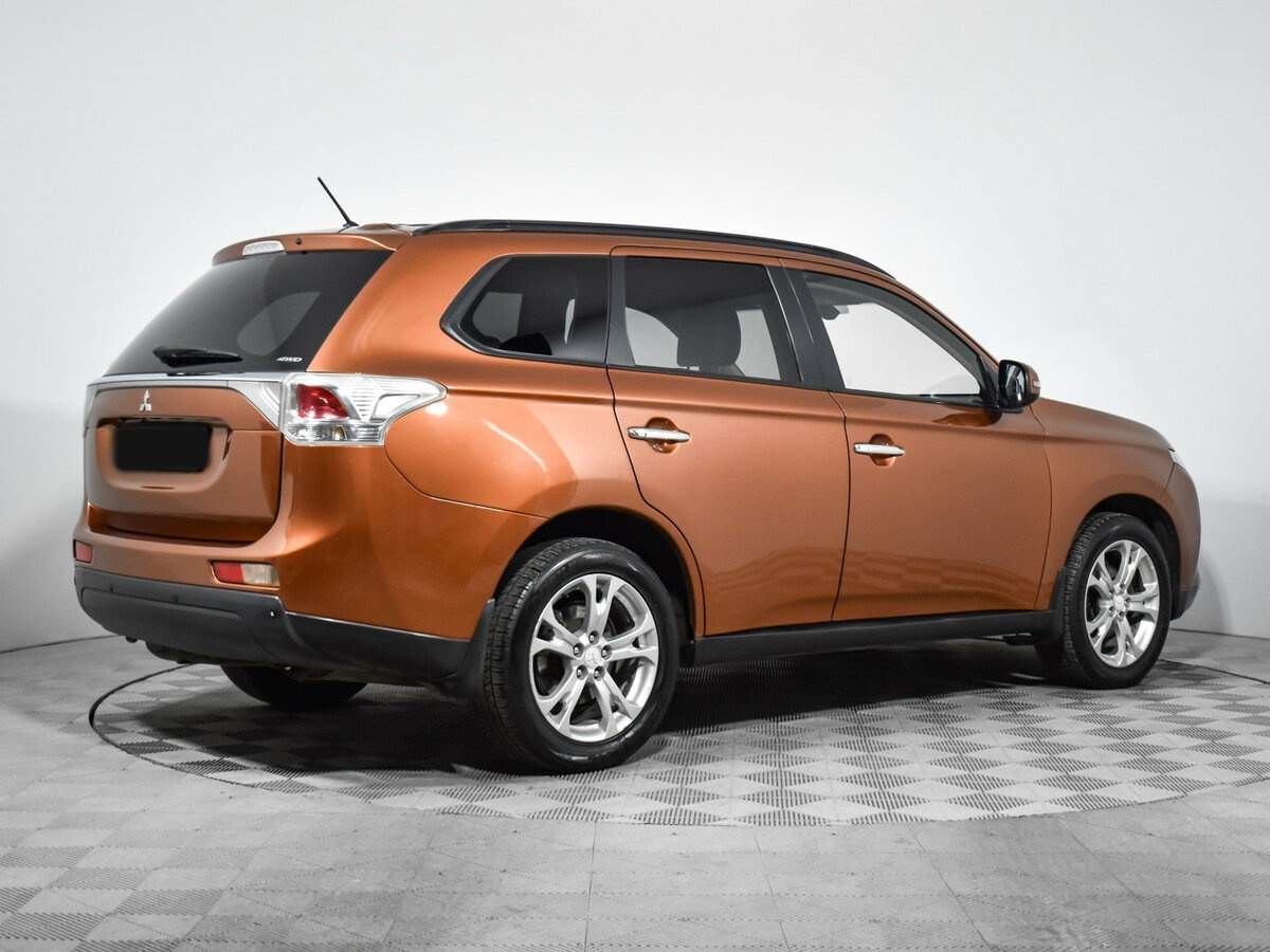 Mitsubishi Outlander, 2012 - Фото №7