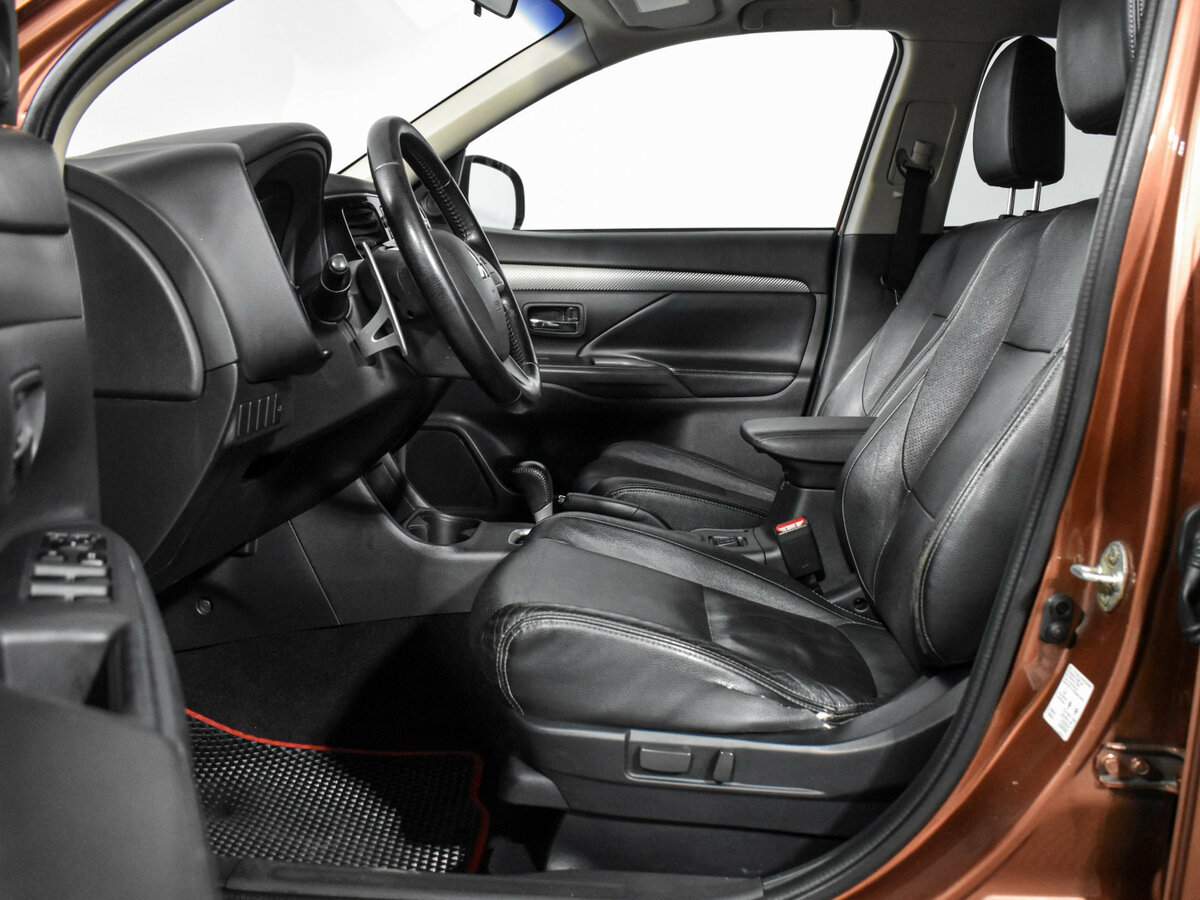 Mitsubishi Outlander, 2012 - Фото №9