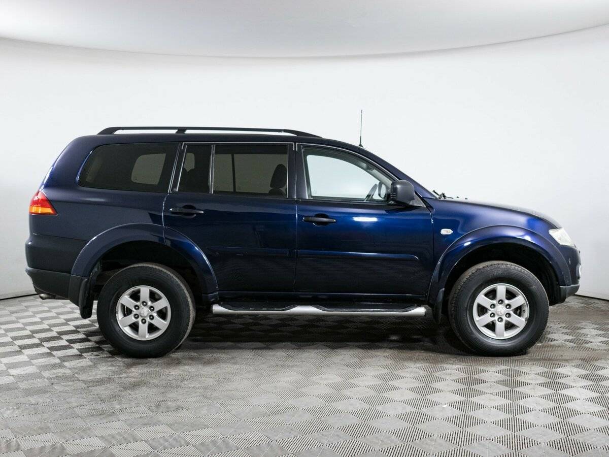 Mitsubishi Pajero Sport, 2012 - Фото №3