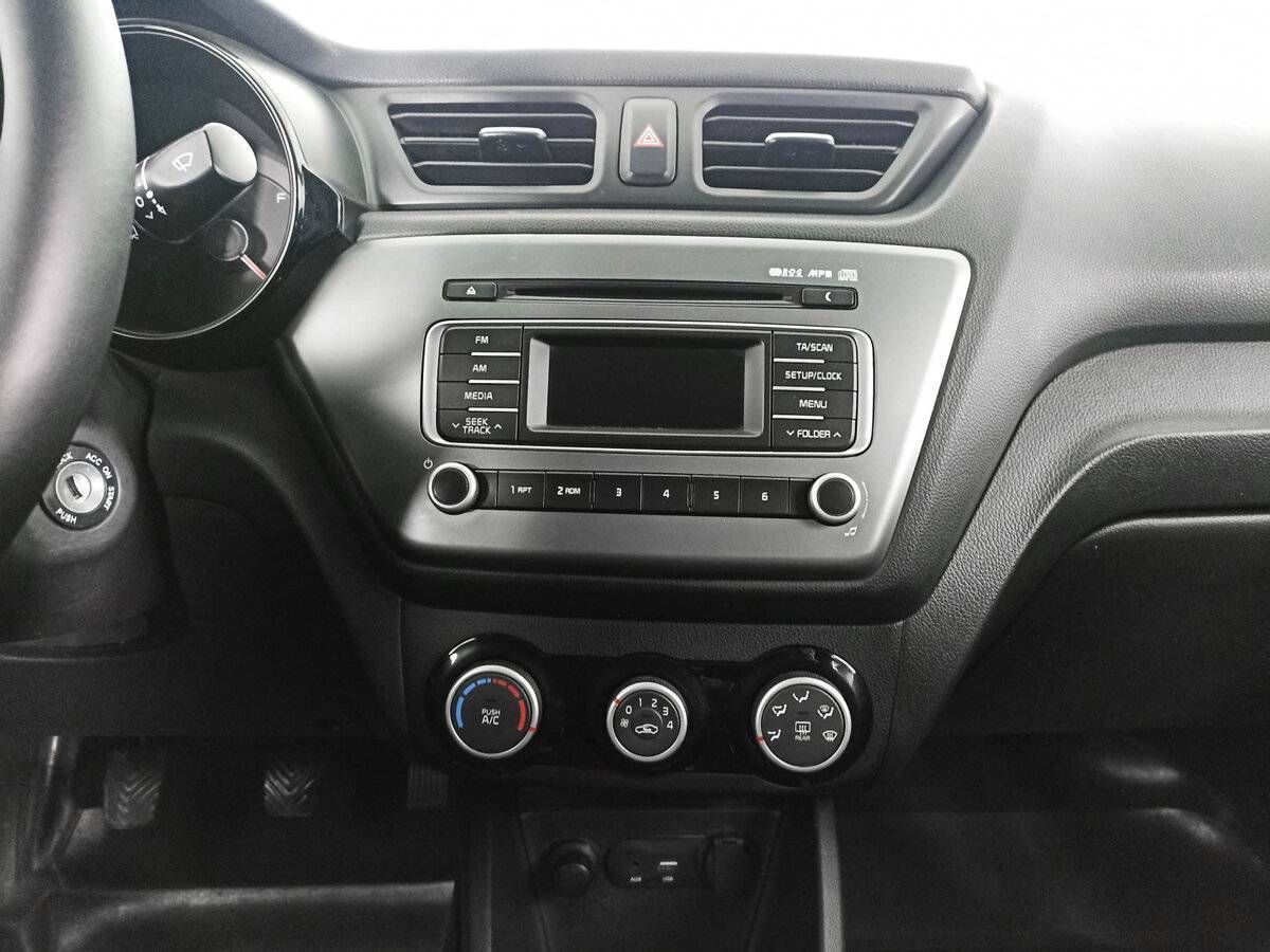 Kia Rio 6-speed, 2015 - Фото №14