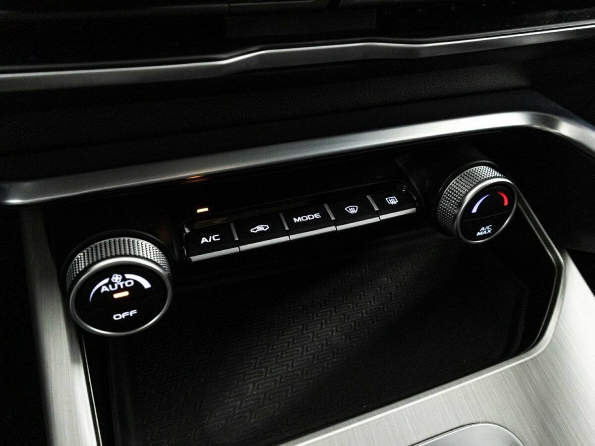 Geely Coolray, 2021 - Фото №19