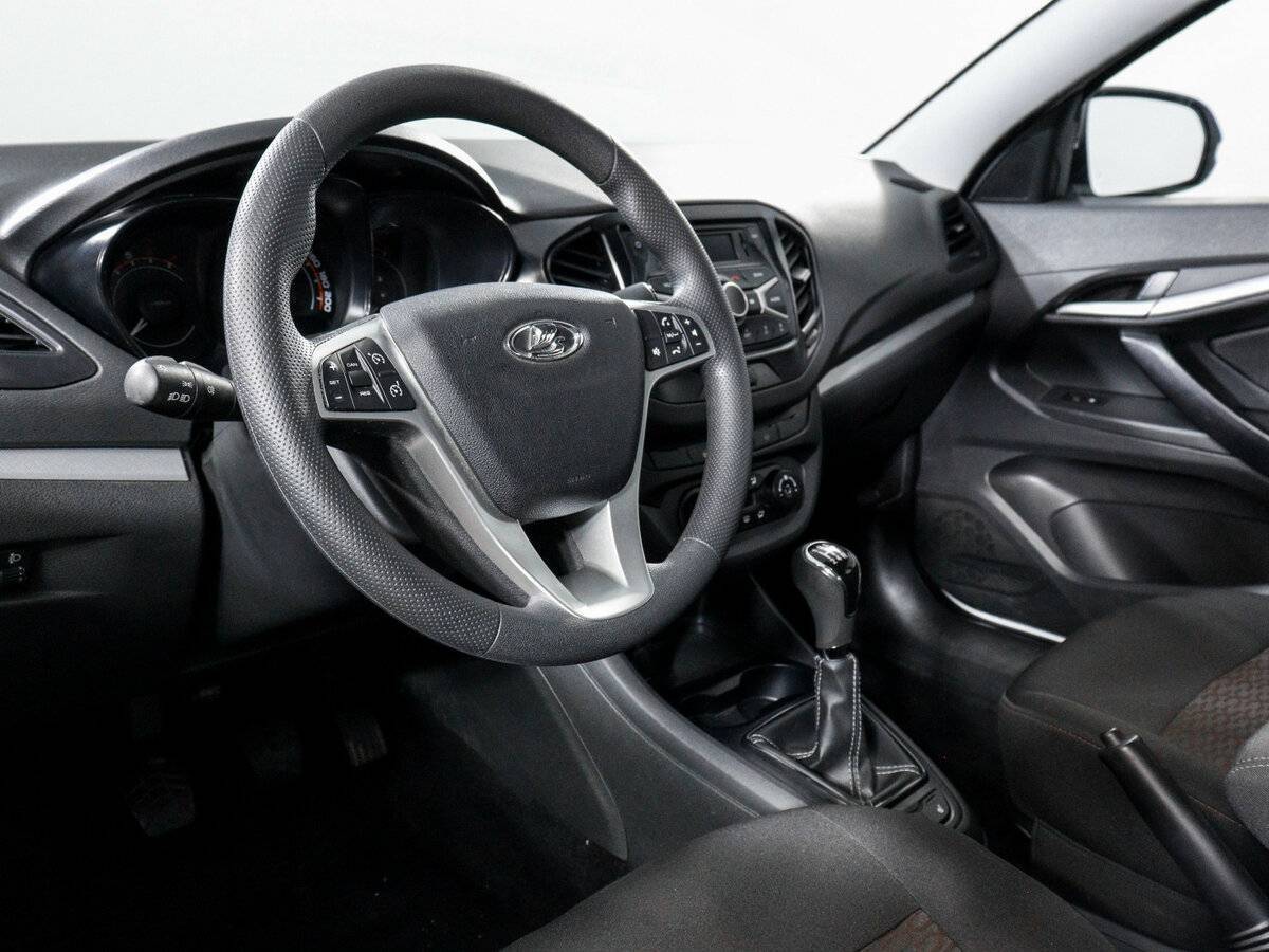 Lada (ВАЗ) Vesta, 2018 - Фото №10