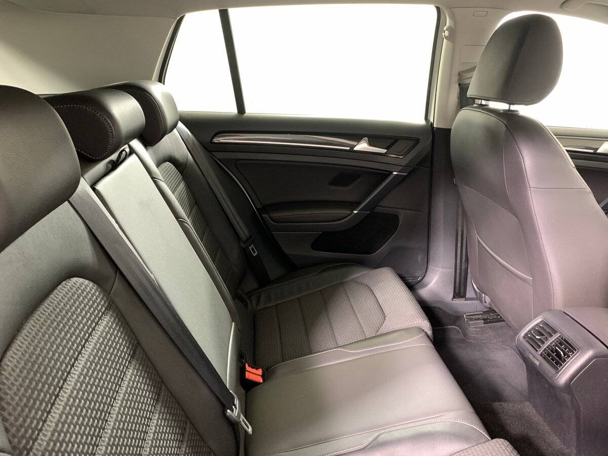 Volkswagen Golf, 2013 - Фото №16