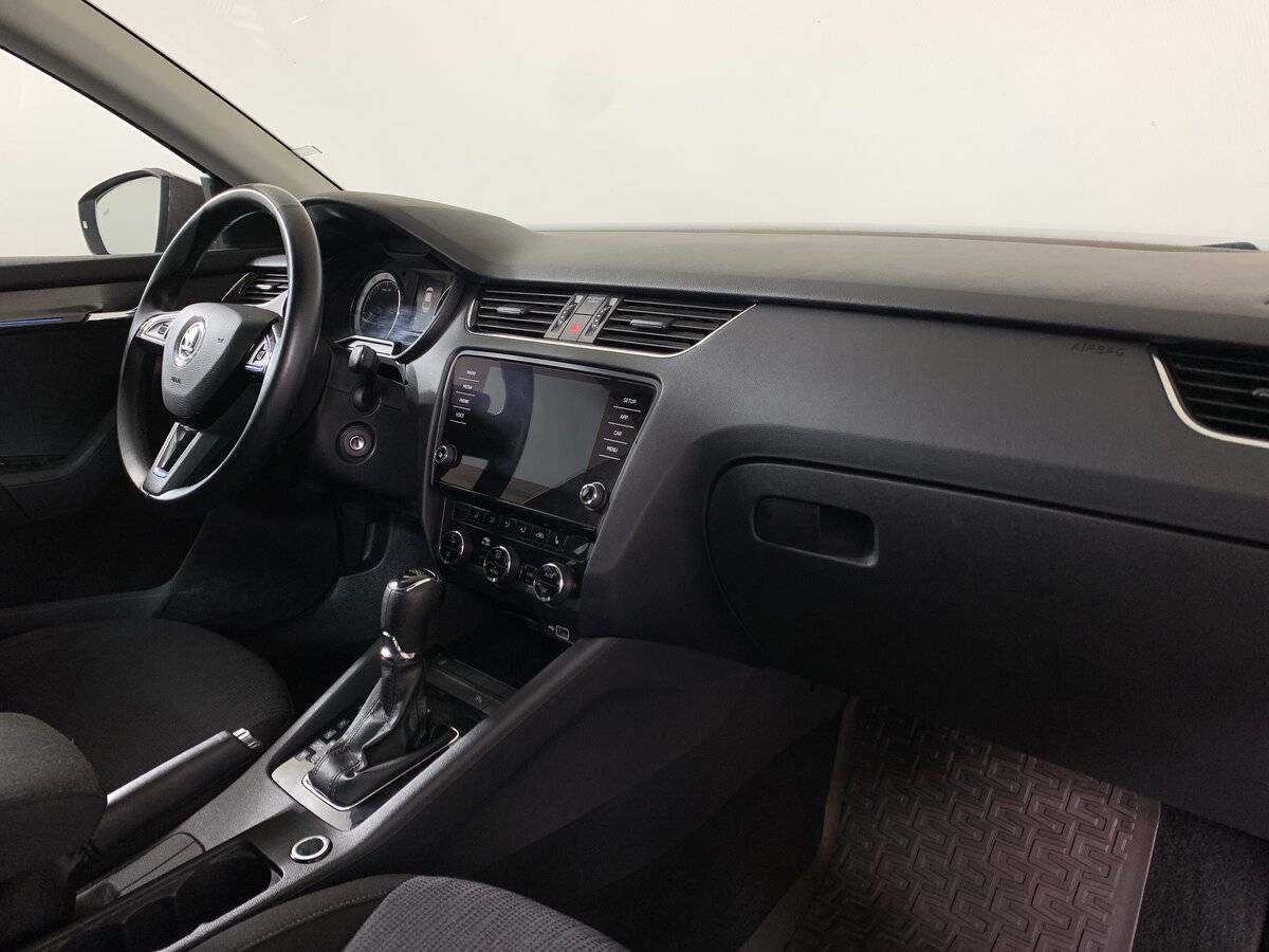 Skoda Octavia, 2018 - Фото №12