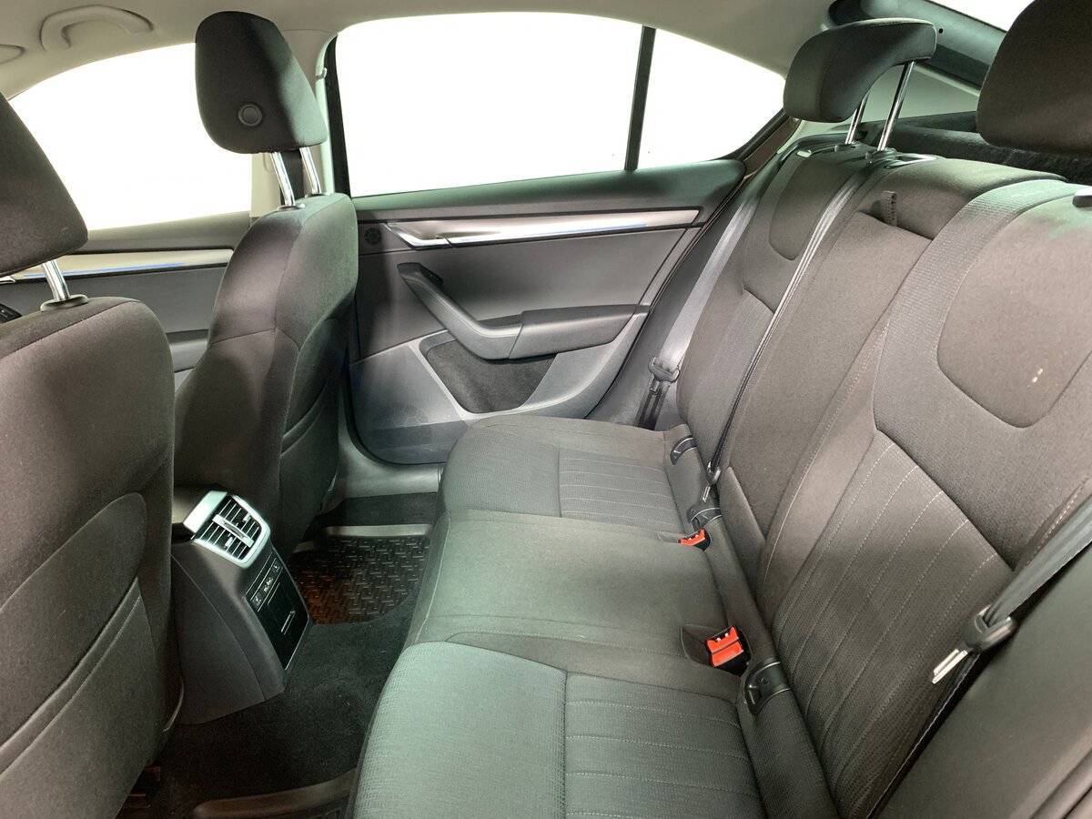 Skoda Octavia, 2018 - Фото №17