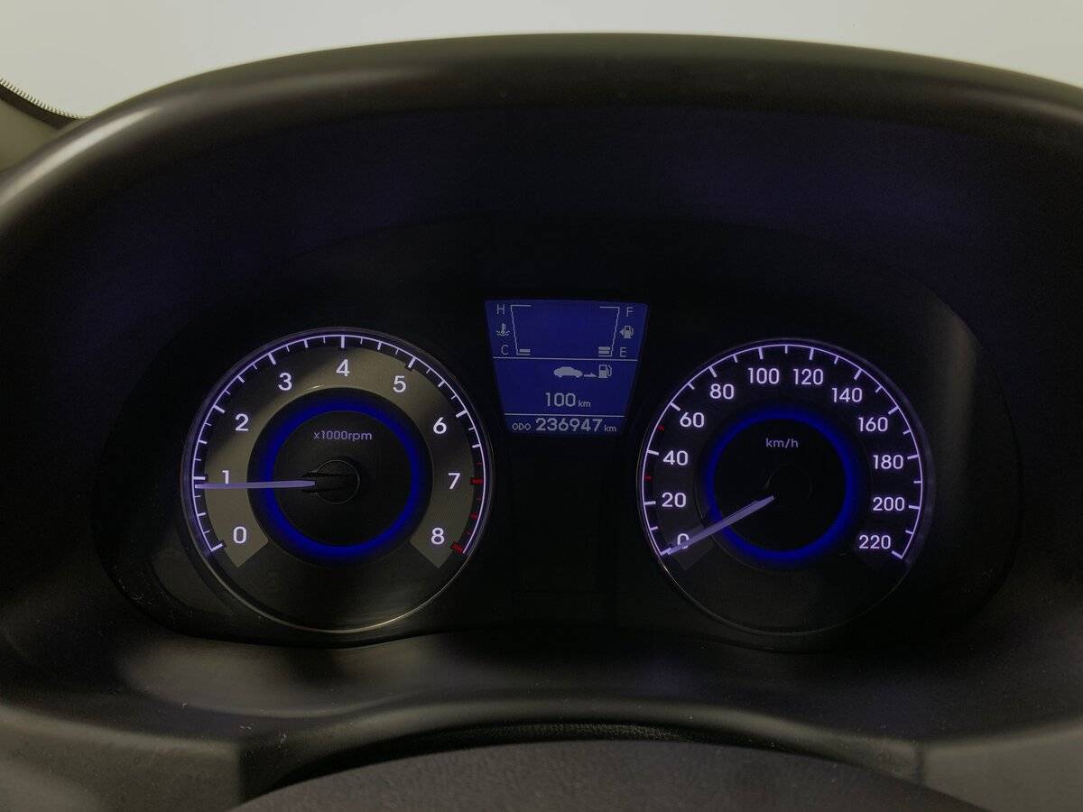 Hyundai Solaris, 2013 - Фото №13