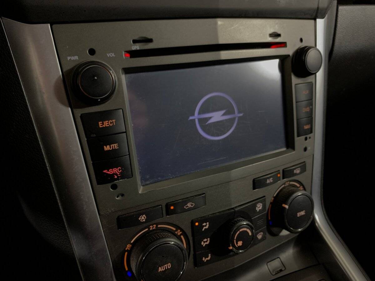 Opel Antara, 2014 - Фото №14