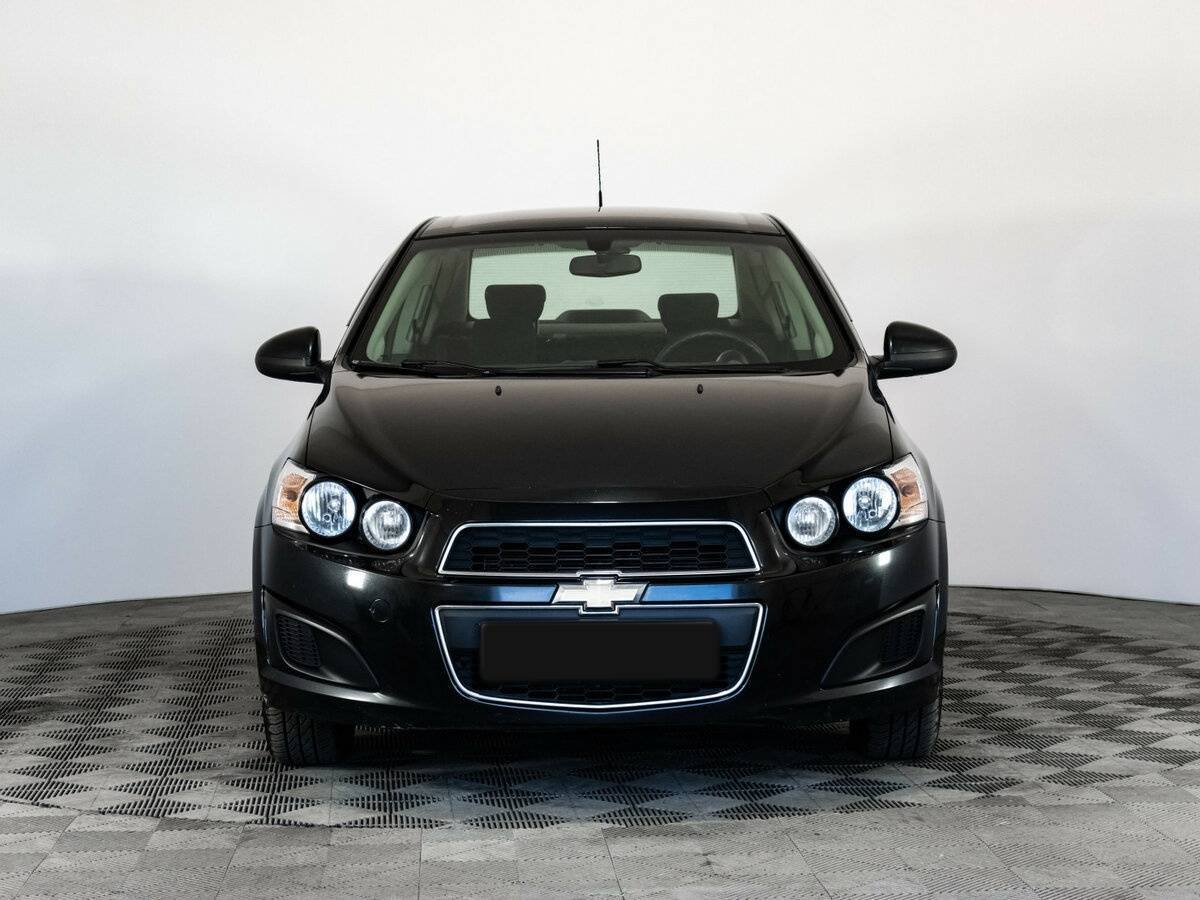 Chevrolet Aveo, 2014 - Фото №1