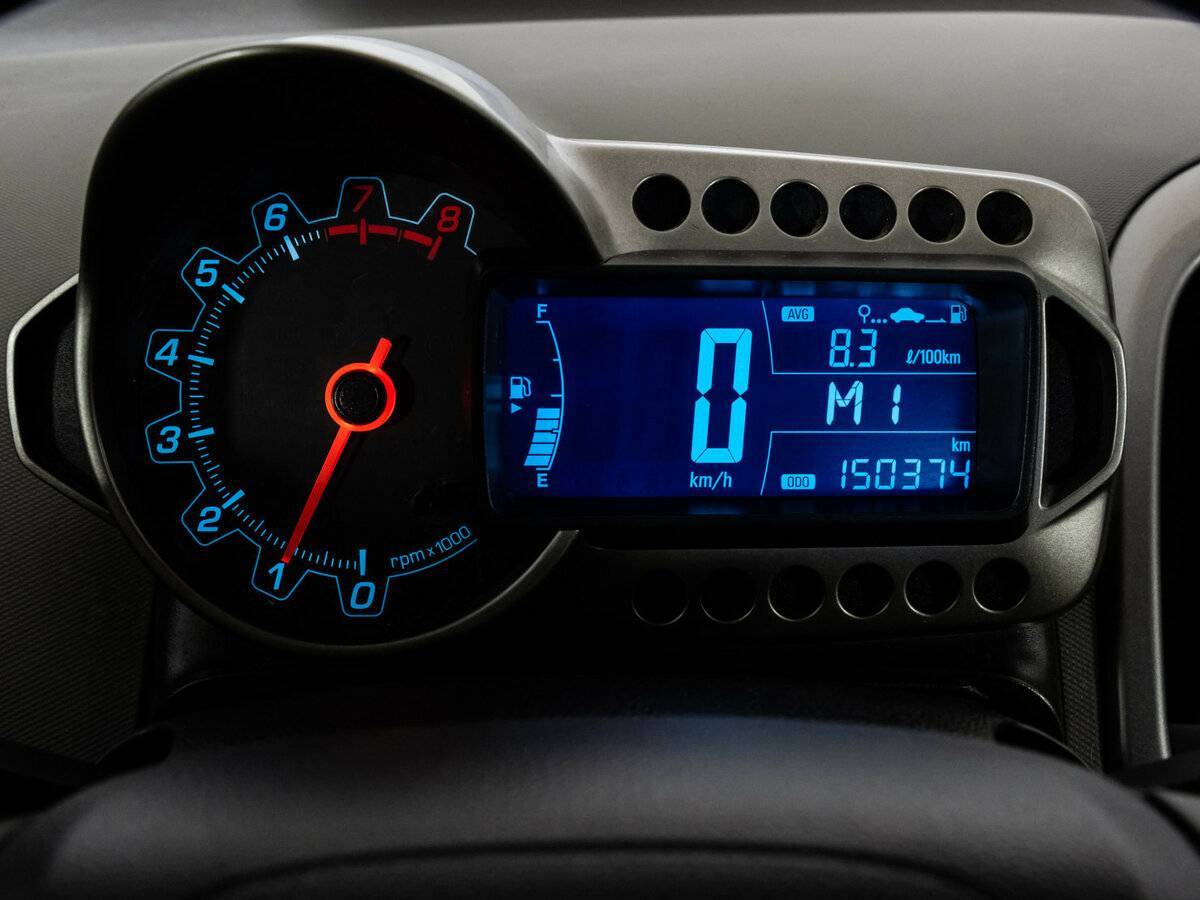 Chevrolet Aveo, 2014 - Фото №15