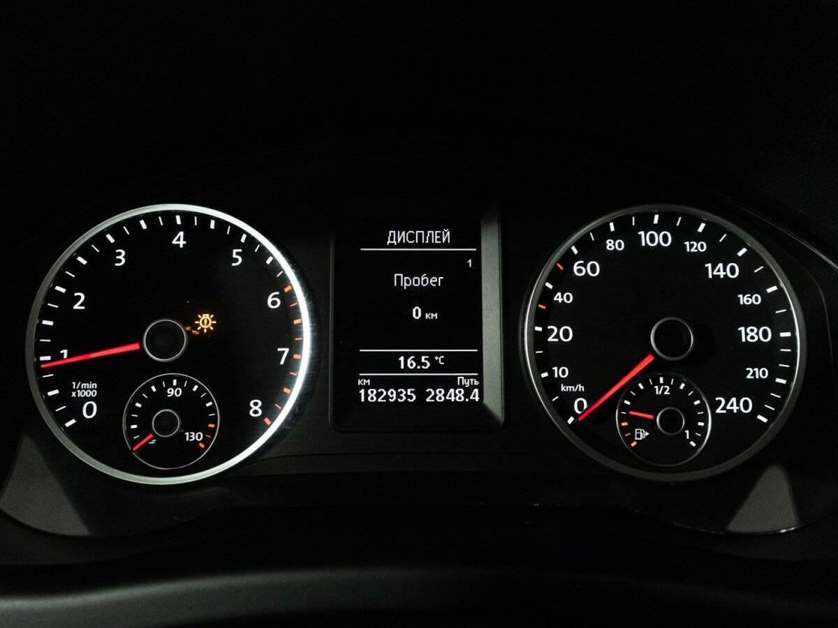 Volkswagen Tiguan, 2014 - Фото №11