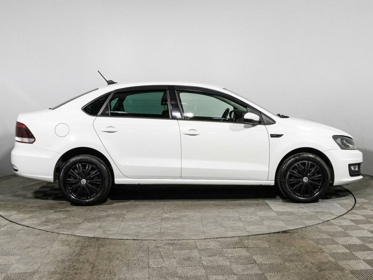 Volkswagen Polo, 2018 - Фото №3