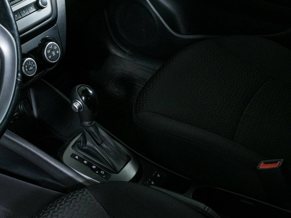 Kia Rio, 2016 - Фото №12