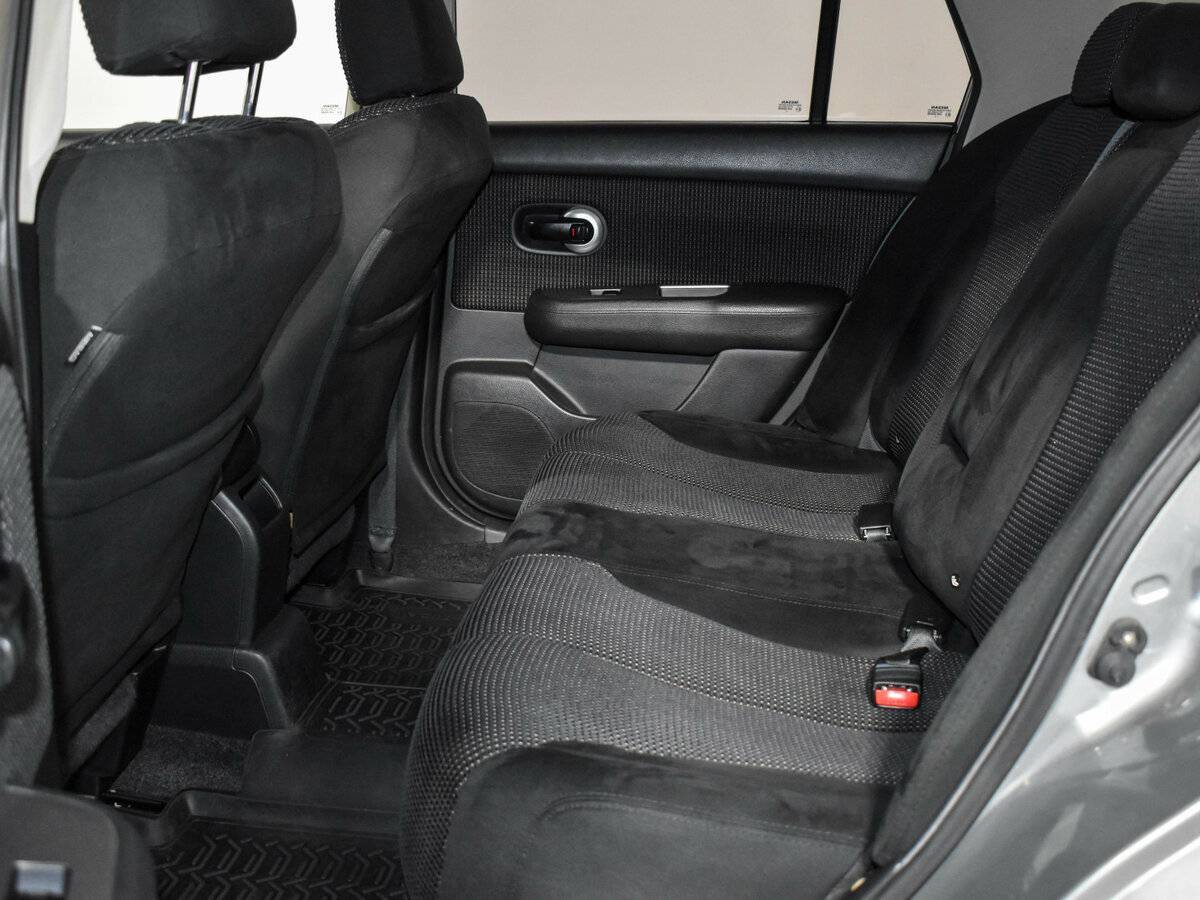 Nissan Tiida, 2013 - Фото №10