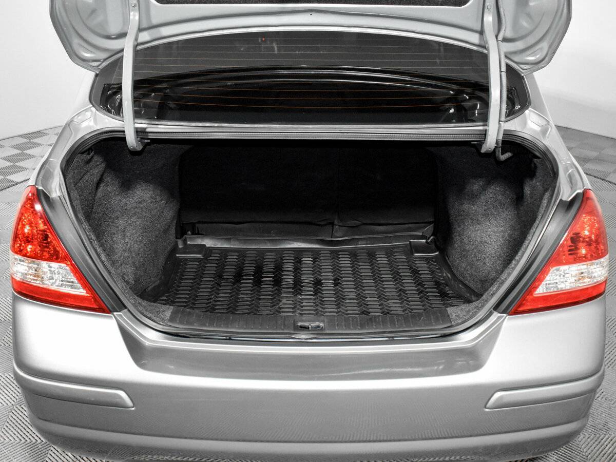 Nissan Tiida, 2013 - Фото №16