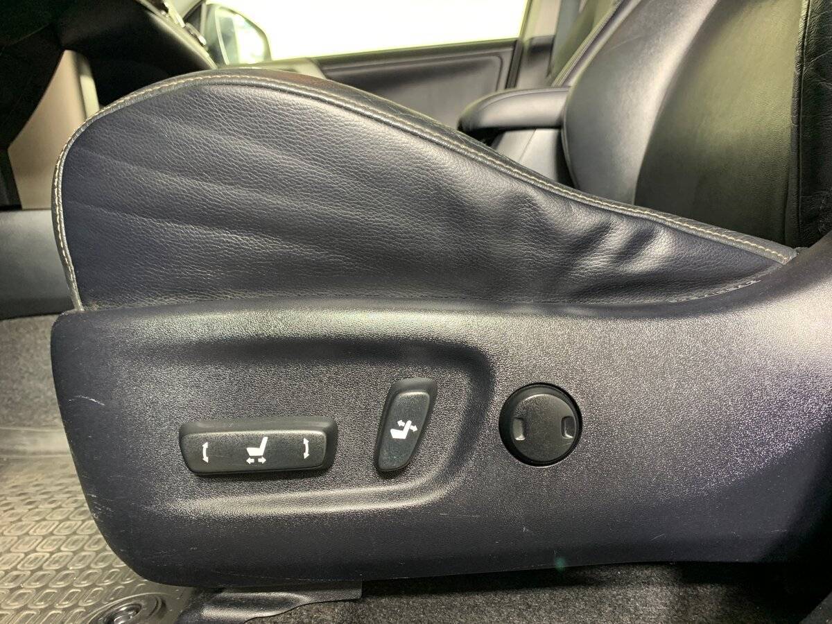 Toyota RAV4, 2013 - Фото №15