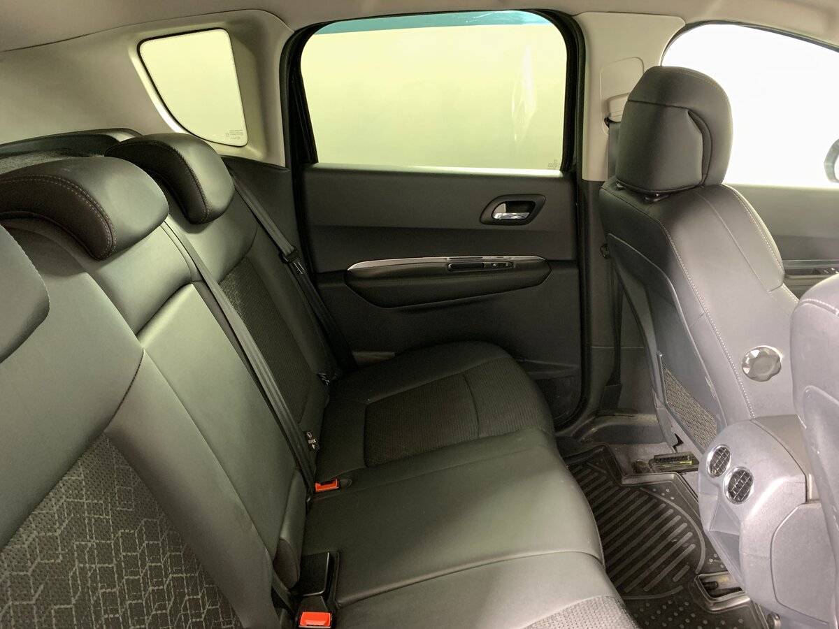 Peugeot 3008, 2014 - Фото №17