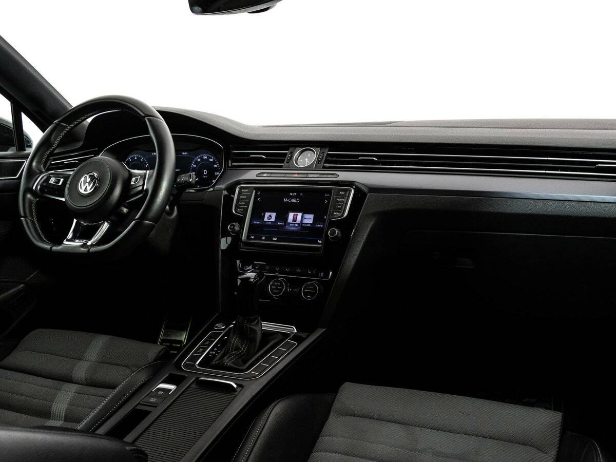 Volkswagen Passat, 2016 - Фото №8
