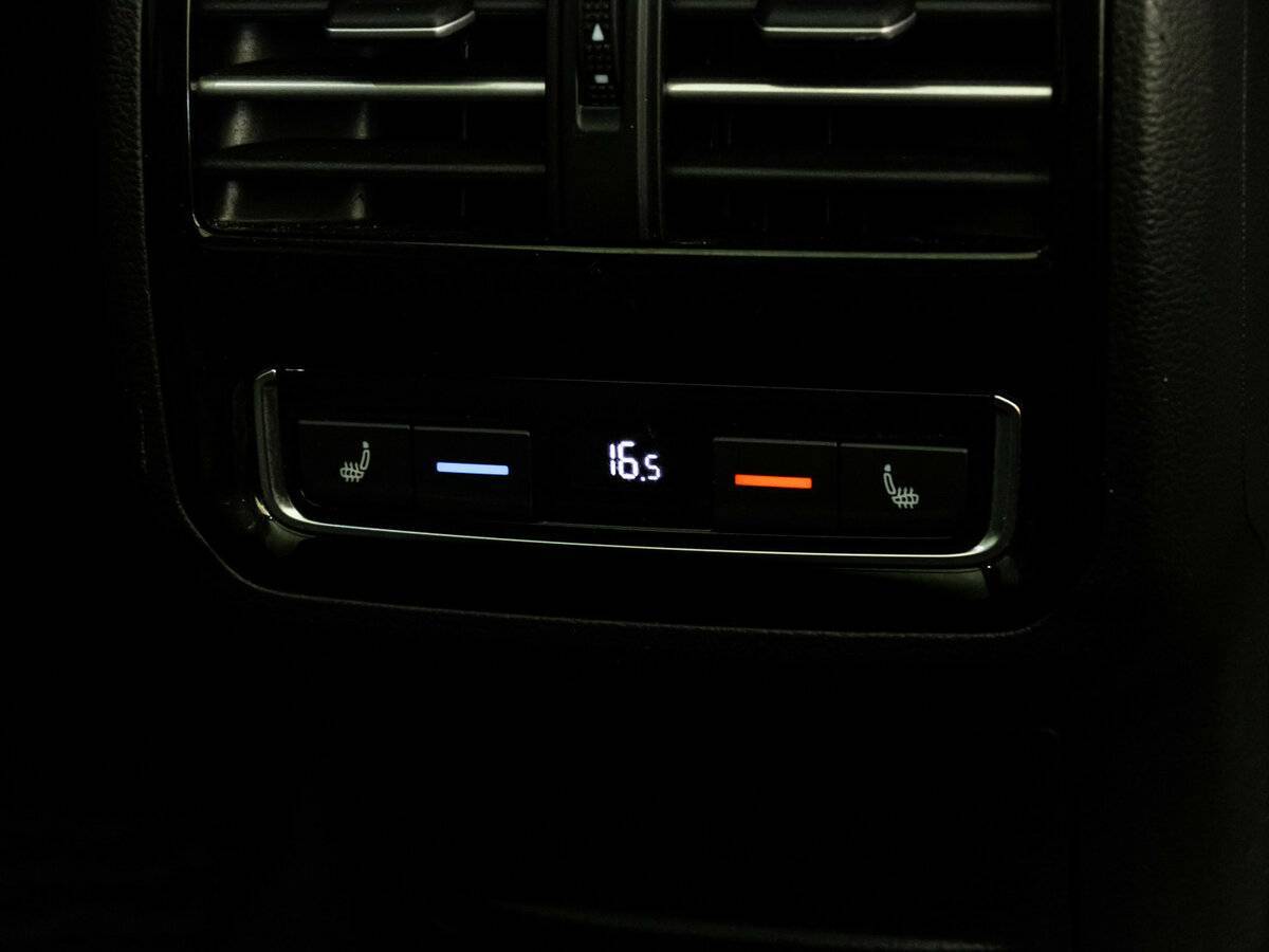 Volkswagen Passat, 2016 - Фото №18