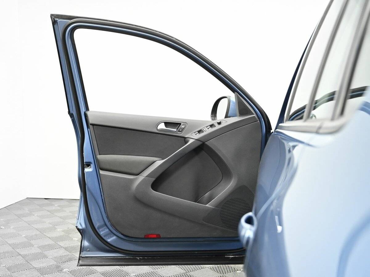 Volkswagen Tiguan, 2012 - Фото №6
