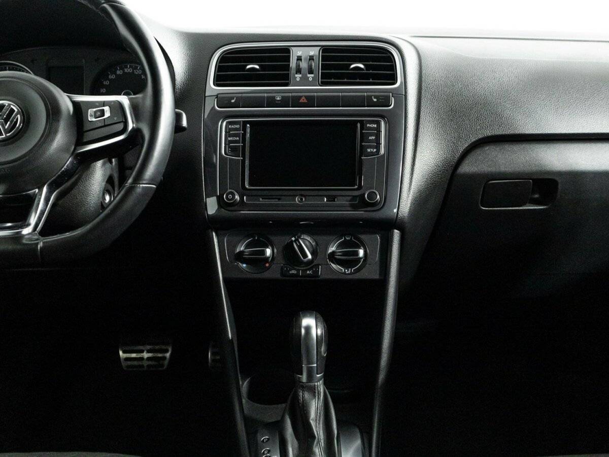 Volkswagen Polo, 2018 - Фото №13