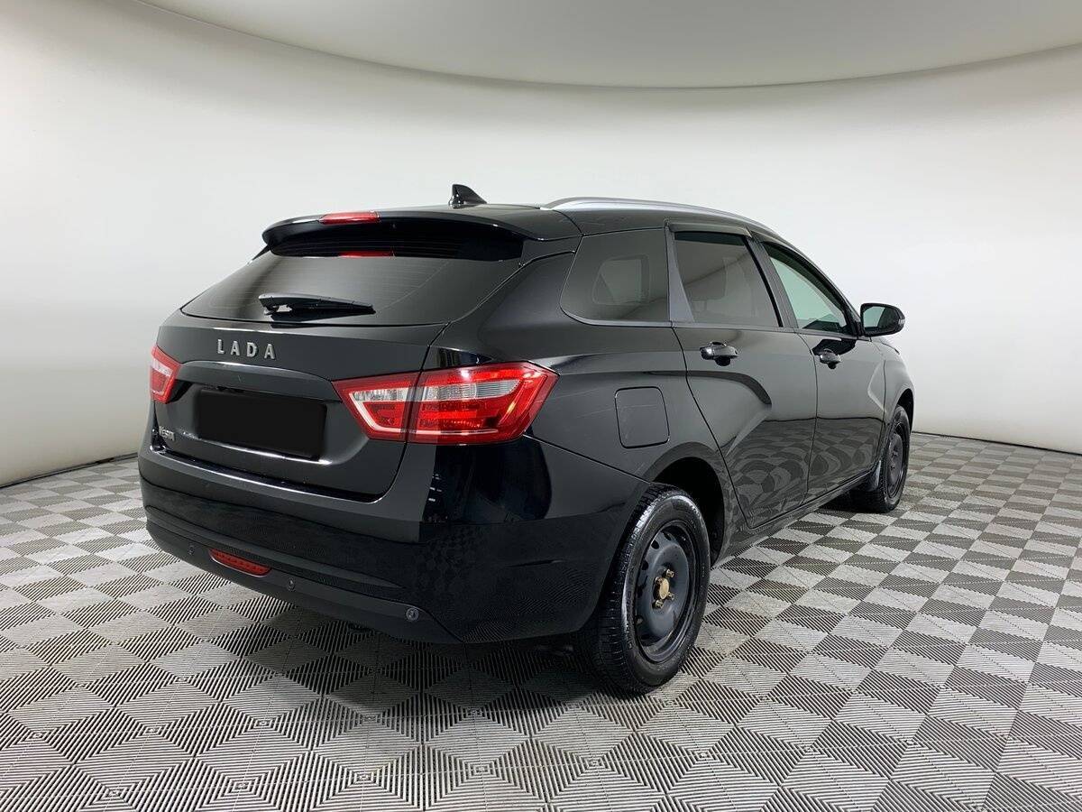 Lada (ВАЗ) Vesta SW, 2021 - Фото №4