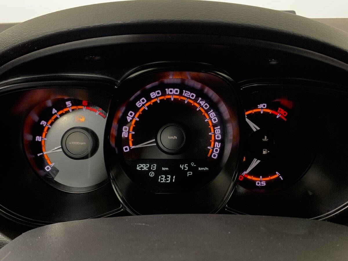 Lada (ВАЗ) Vesta SW, 2021 - Фото №13