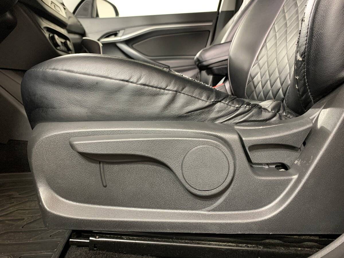 Lada (ВАЗ) Vesta SW, 2021 - Фото №15