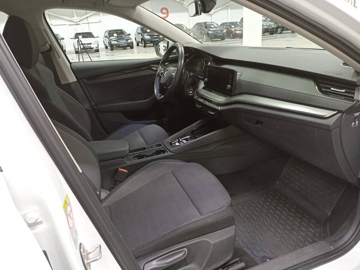 Skoda Octavia, 2021 - Фото №10