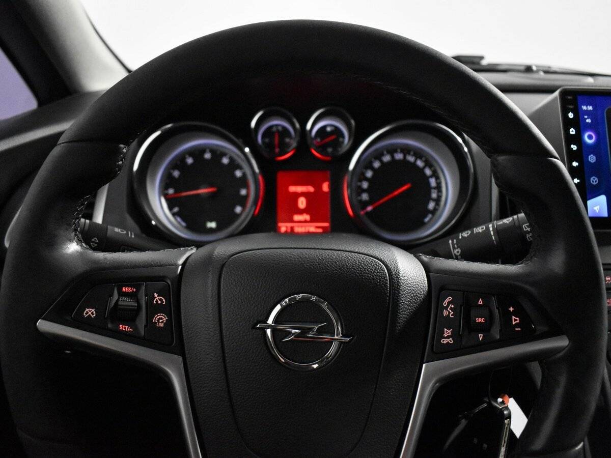 Opel Astra, 2013 - Фото №16