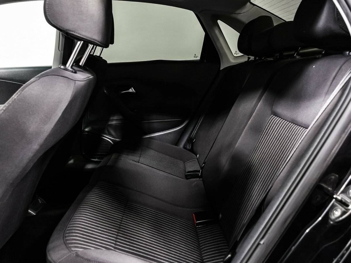 Volkswagen Polo, 2012 - Фото №9