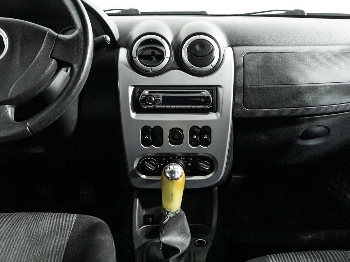 Renault Logan, 2012 - Фото №13