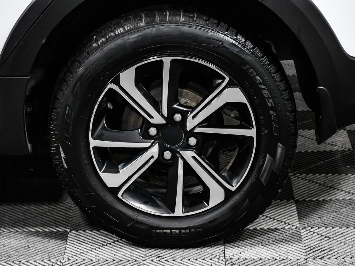 Kia Rio X-Line, 2019 - Фото №13