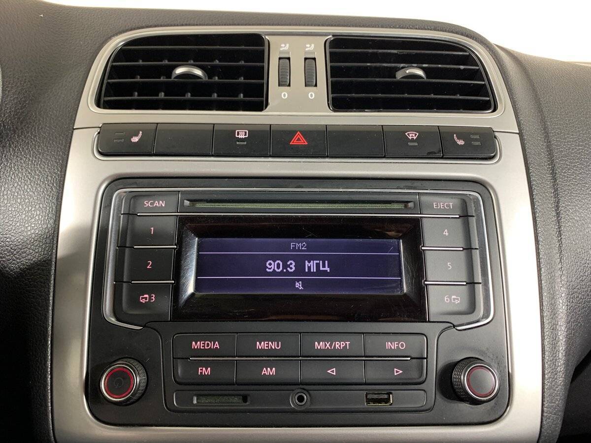 Volkswagen Polo, 2013 - Фото №11