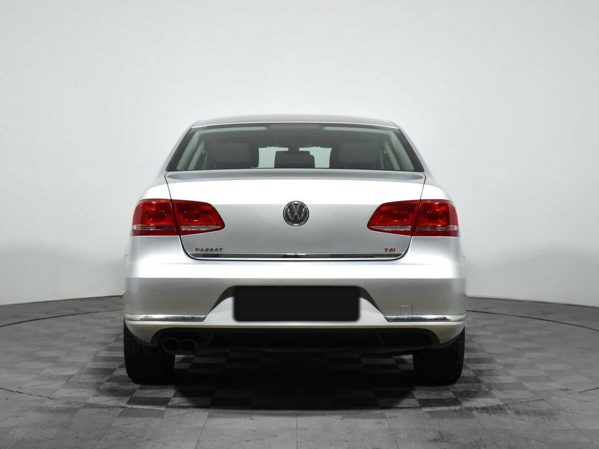 Volkswagen Passat, 2012 - Фото №5