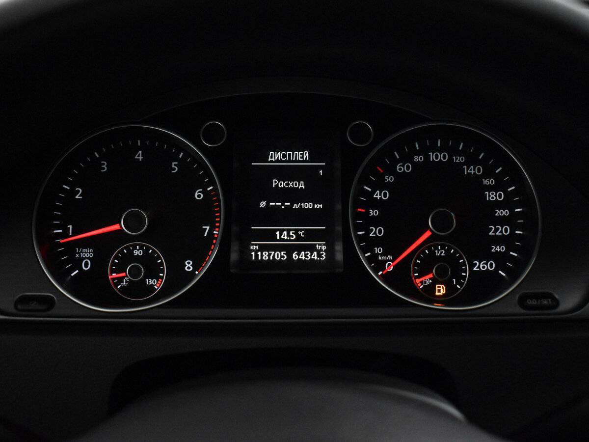 Volkswagen Passat, 2012 - Фото №17