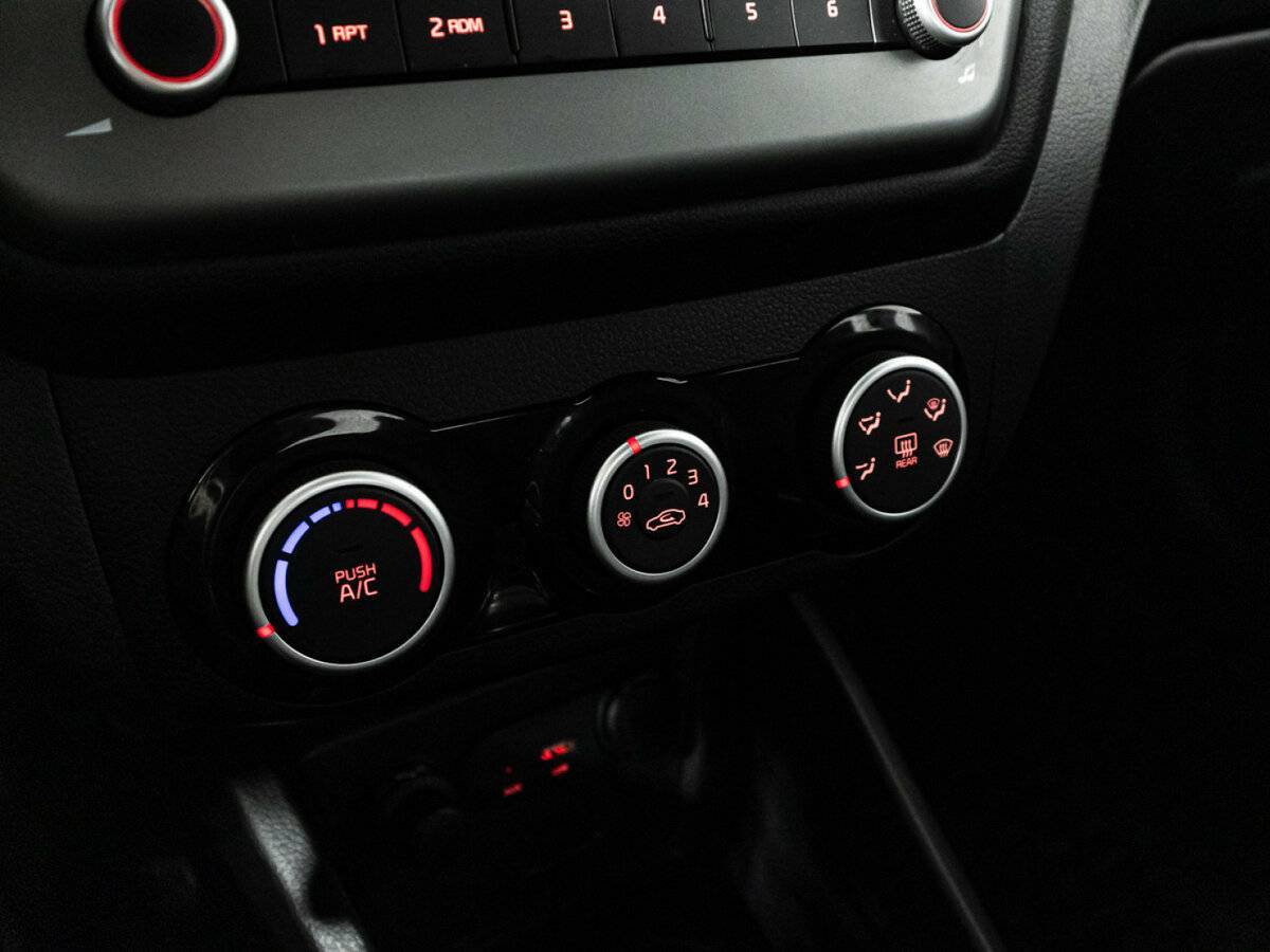 Kia Rio, 2015 - Фото №14