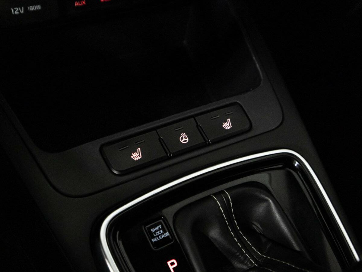 Kia Rio X-Line, 2018 - Фото №17