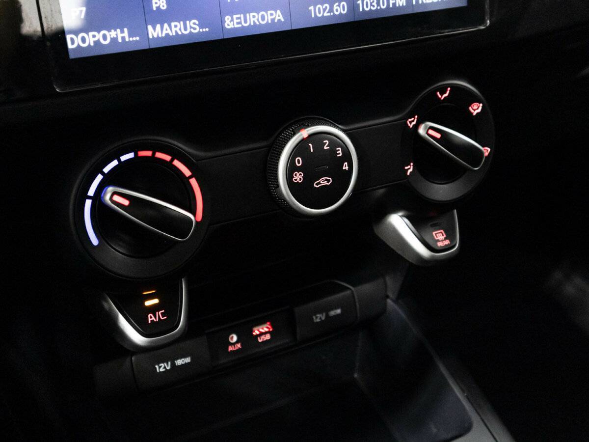 Kia Rio X-Line, 2018 - Фото №17