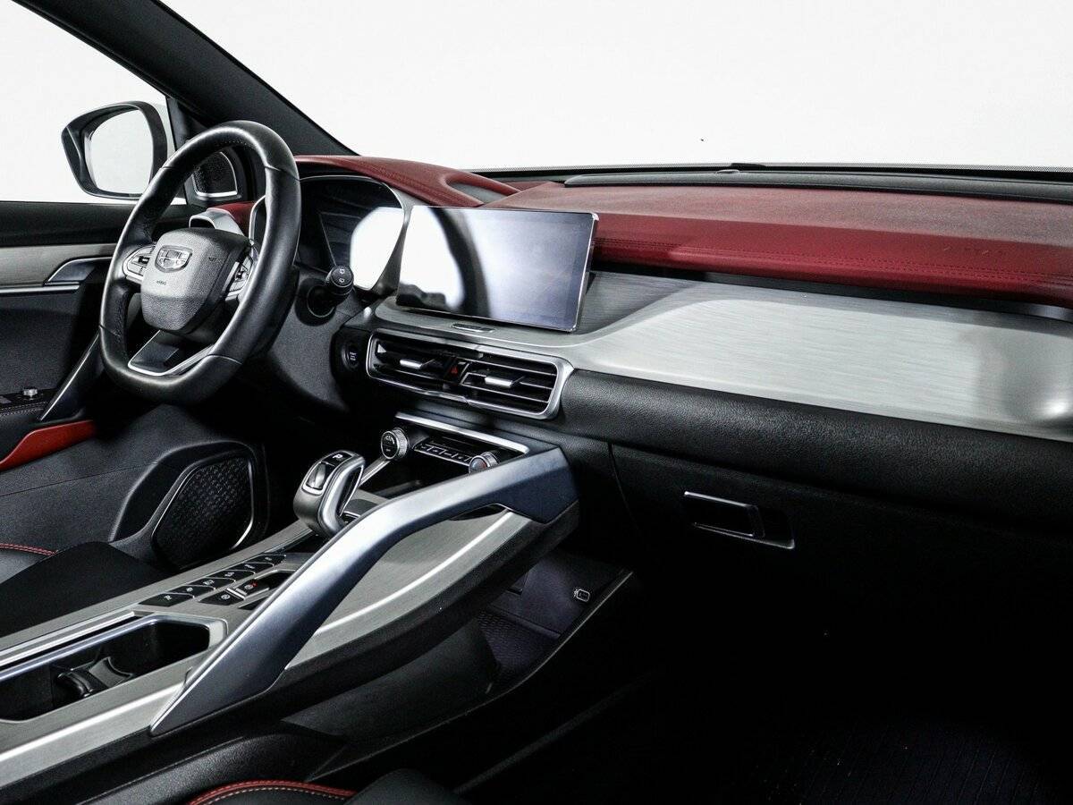 Geely Coolray, 2021 - Фото №8