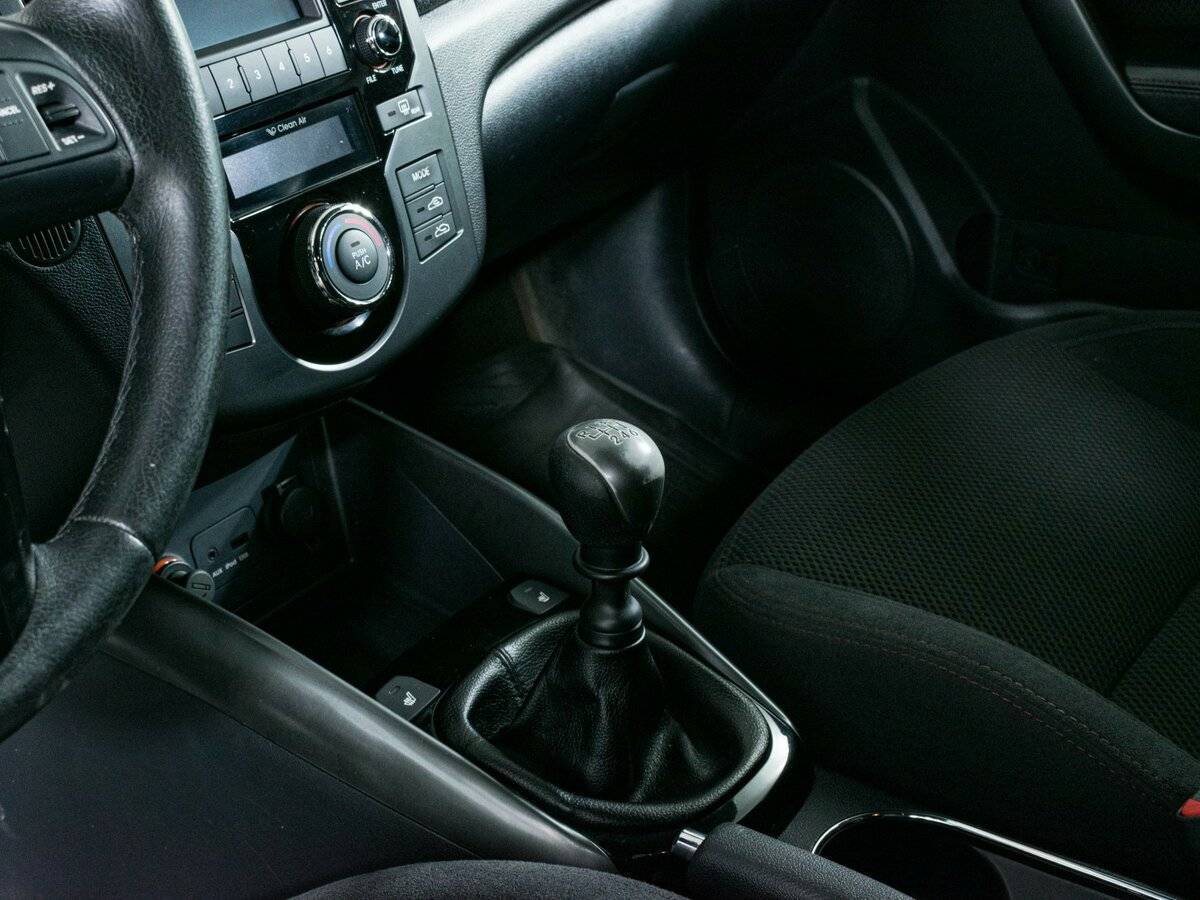 Kia Cerato Koup, 2012 - Фото №14