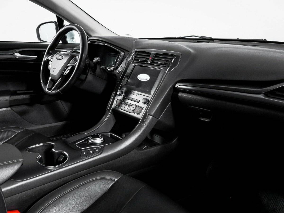 Ford Mondeo, 2019 - Фото №8