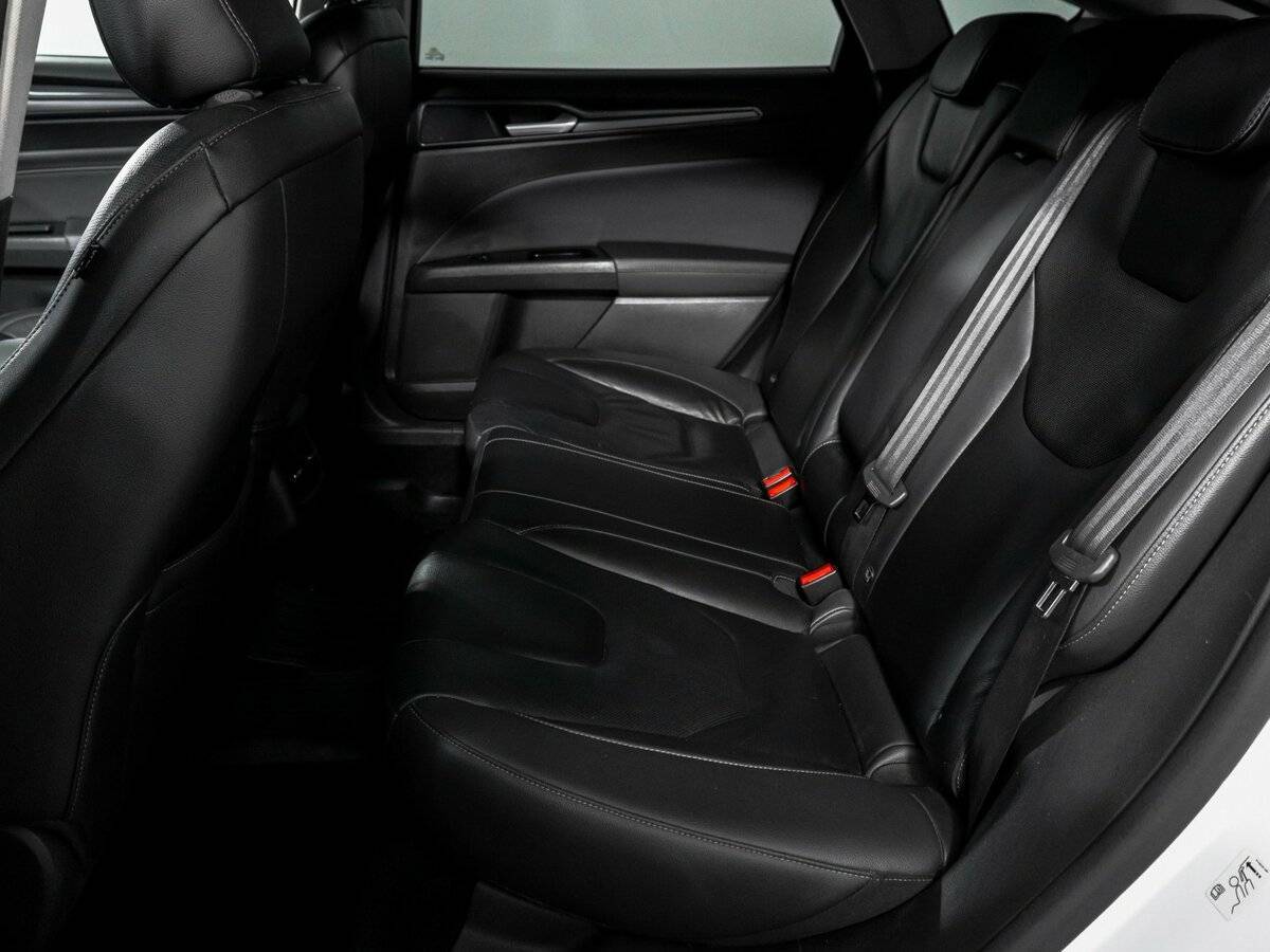 Ford Mondeo, 2019 - Фото №9