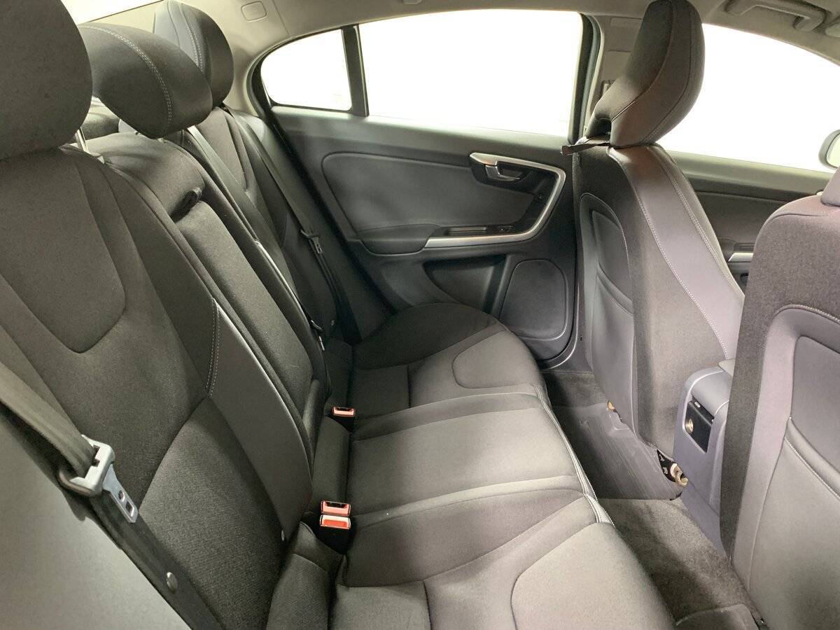 Volvo S60, 2014 - Фото №16