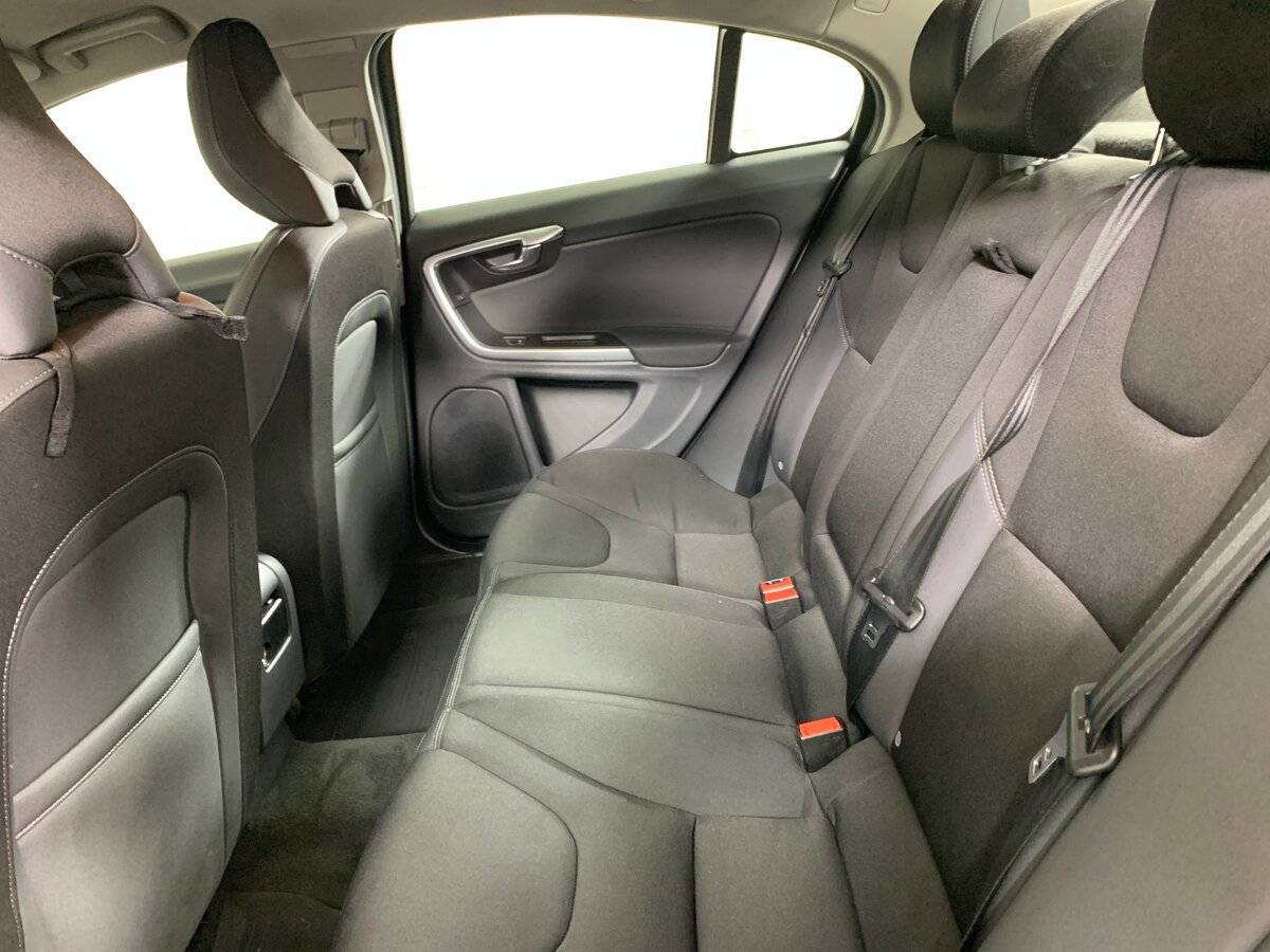 Volvo S60, 2014 - Фото №17