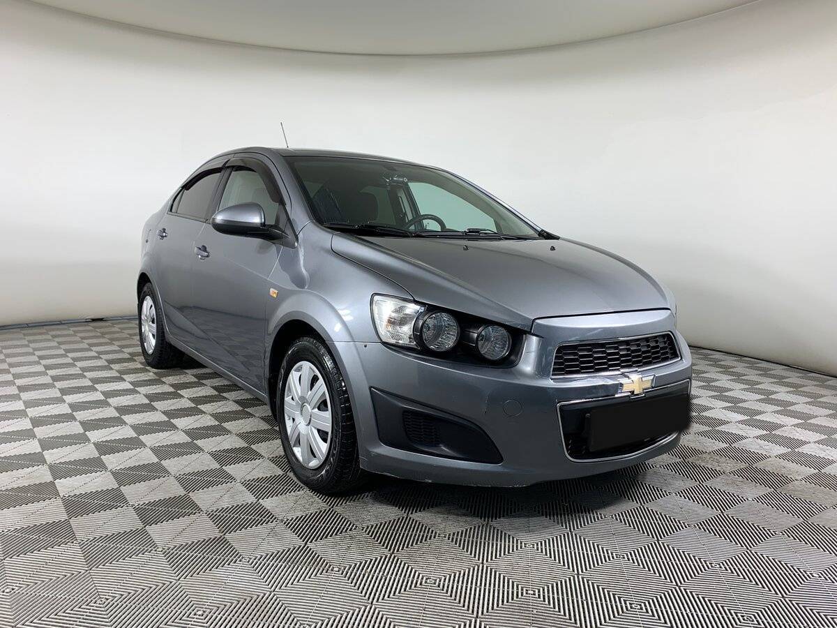 Chevrolet Aveo, 2014 - Фото №2