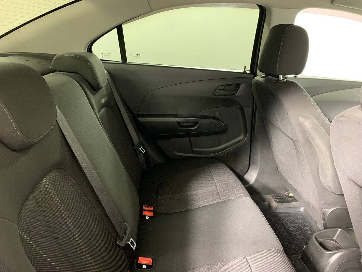 Chevrolet Aveo, 2014 - Фото №16