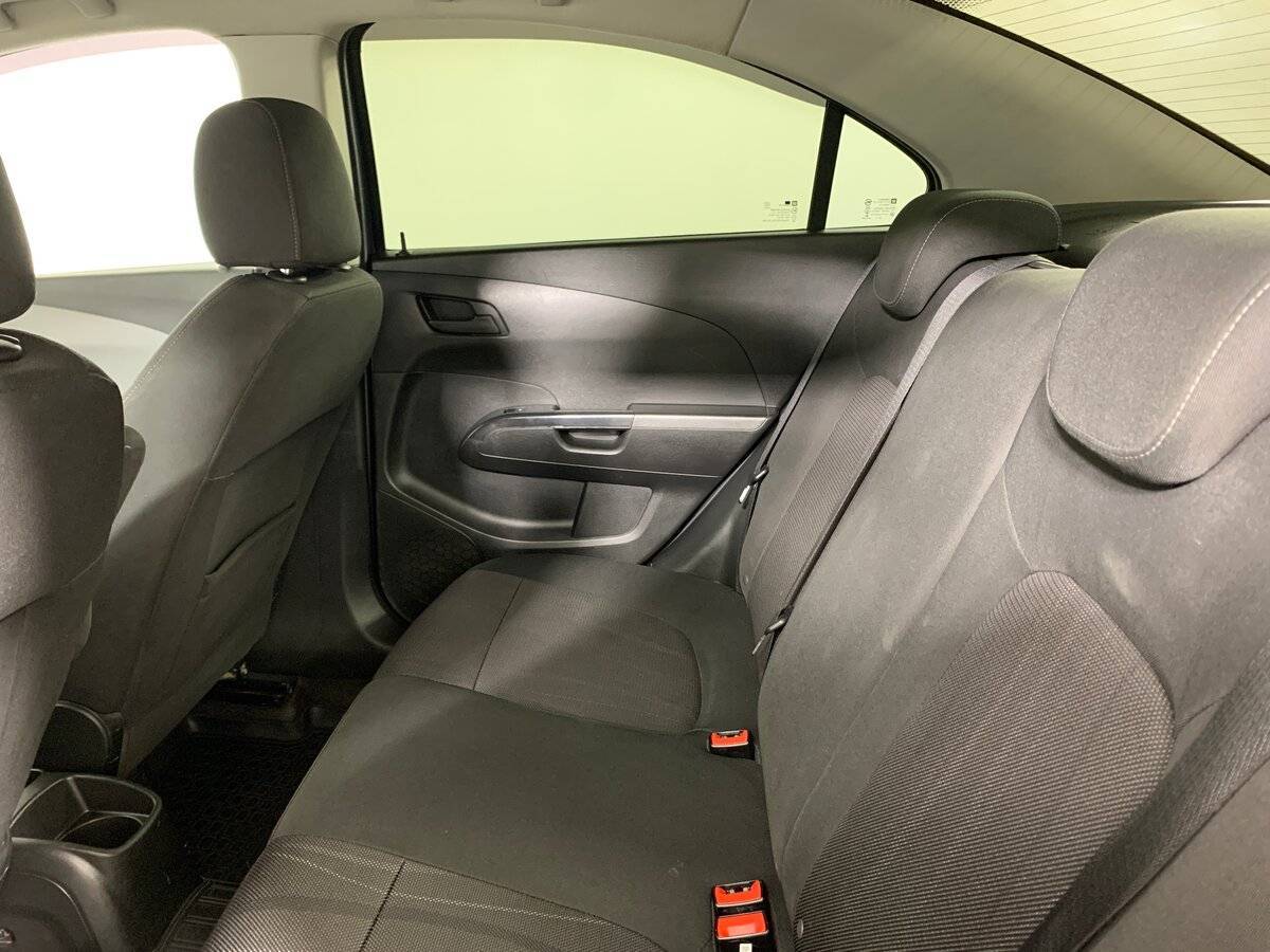 Chevrolet Aveo, 2014 - Фото №17