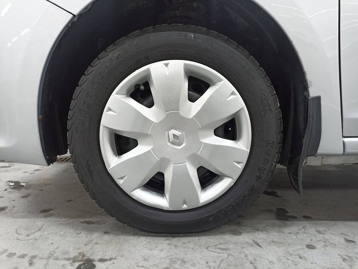 Renault Logan, 2017 - Фото №17