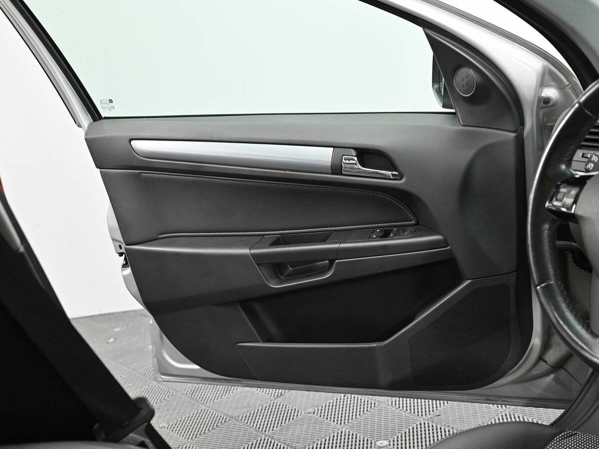 Opel Astra, 2012 - Фото №6