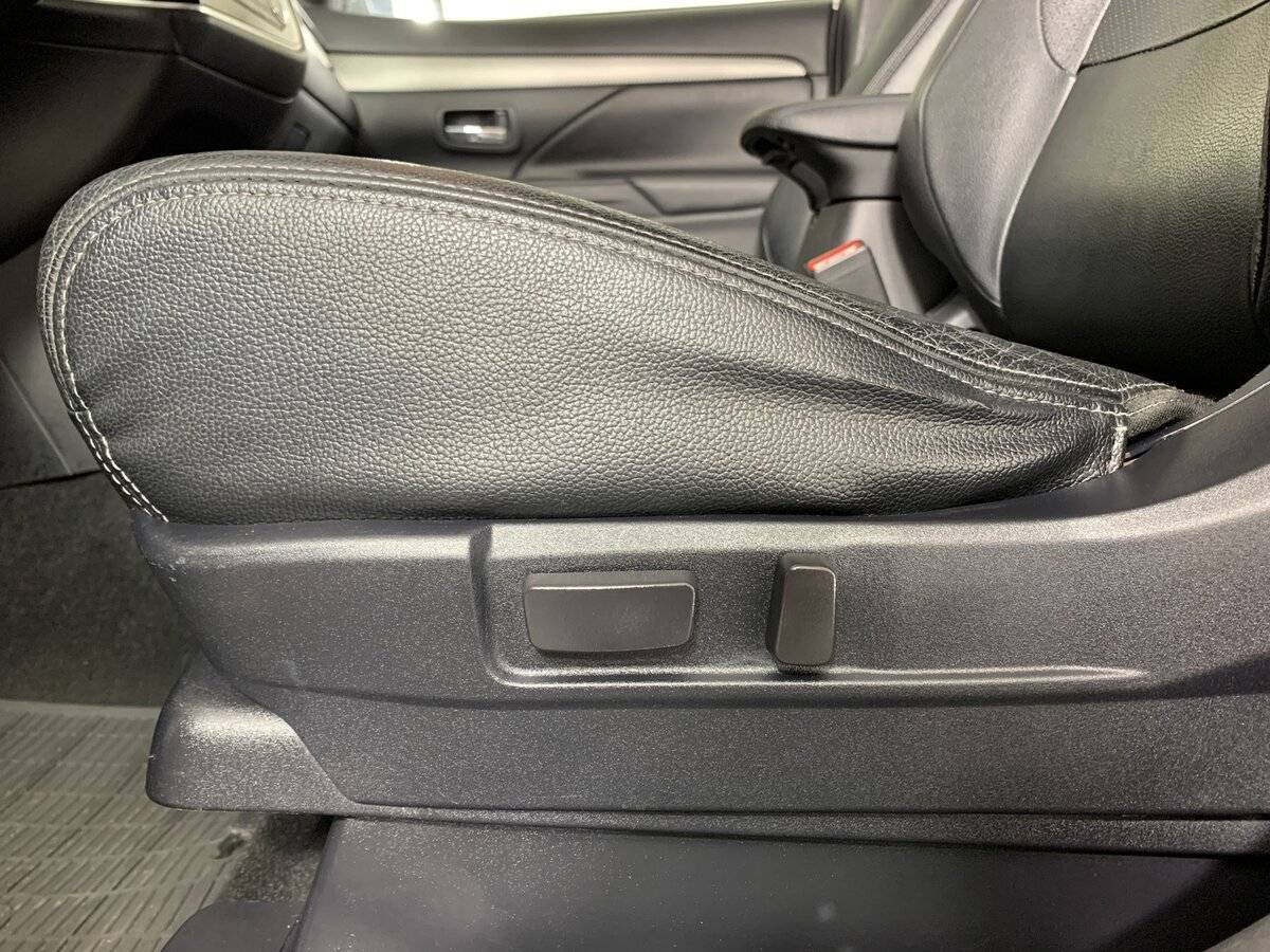 Mitsubishi Outlander, 2013 - Фото №15